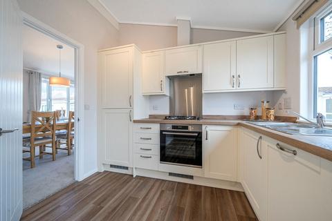 2 bedroom park home for sale, Pine Grove Park, Cambridge CB24