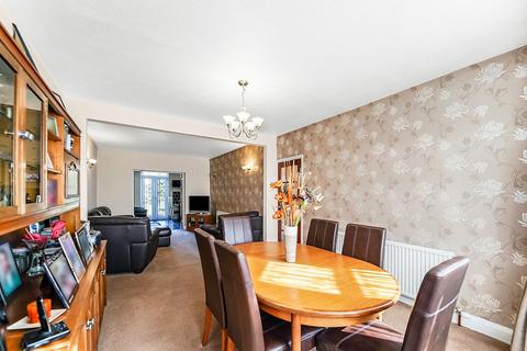 3 bedroom semi-detached house for sale, Ewellhurst Road, Ilford IG5