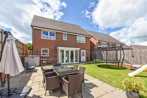 4 bedroom detached house for sale, Clanfield, Hampshire