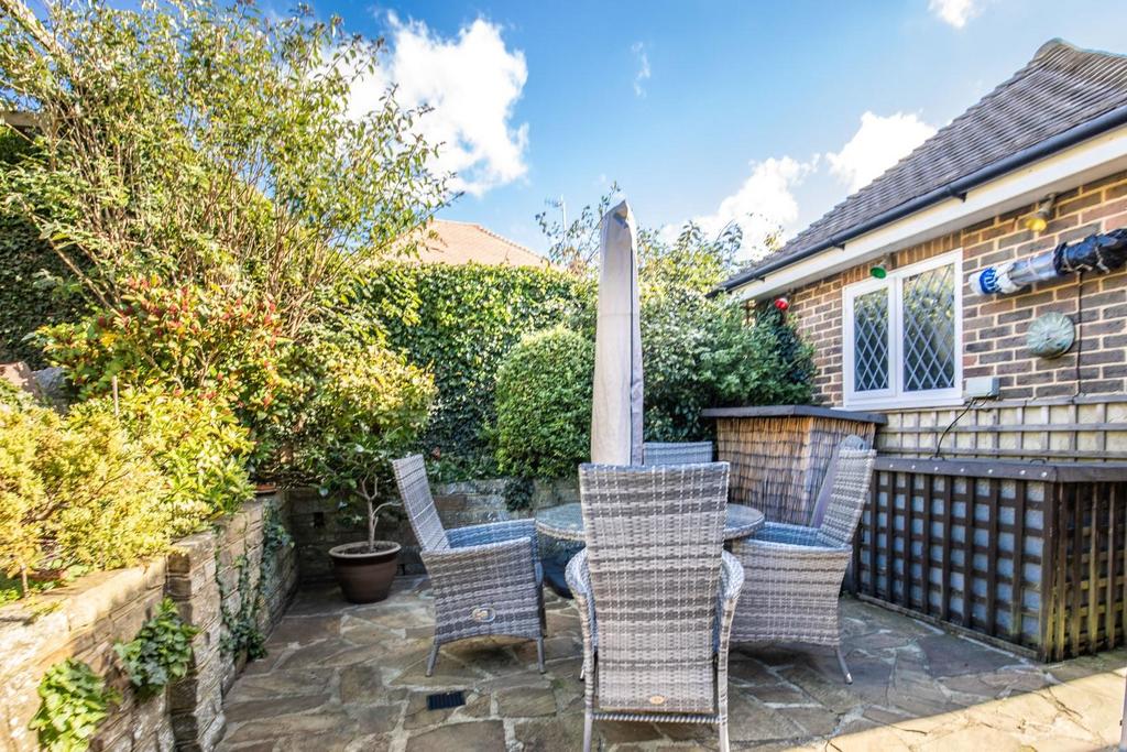 Ashdown Avenue23.jpg