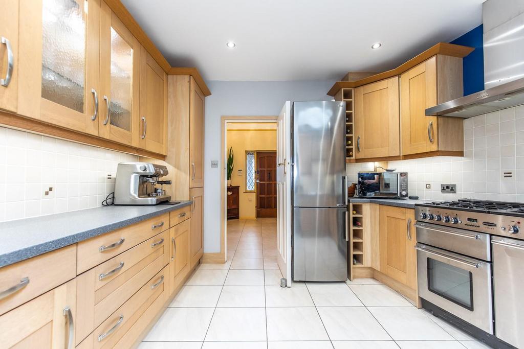Ashdown Avenue39.jpg