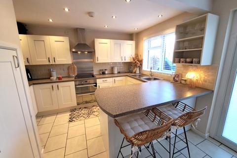 47 Browning Close, Basingstoke, RG24 9DQ