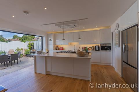 4 bedroom detached house for sale, Mount Drive, Saltdean, Brighton BN2