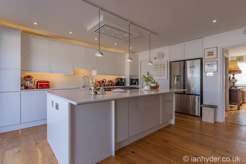 4 bedroom detached house for sale, Mount Drive, Saltdean, Brighton BN2