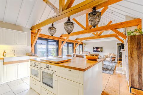 3 bedroom detached house for sale, Uckham Lane, Battle