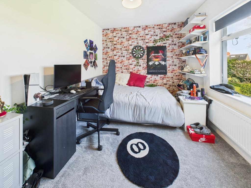 Bedroom 5