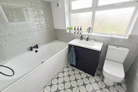 8 Morestead Avenue, Birmingham, B26 3SH