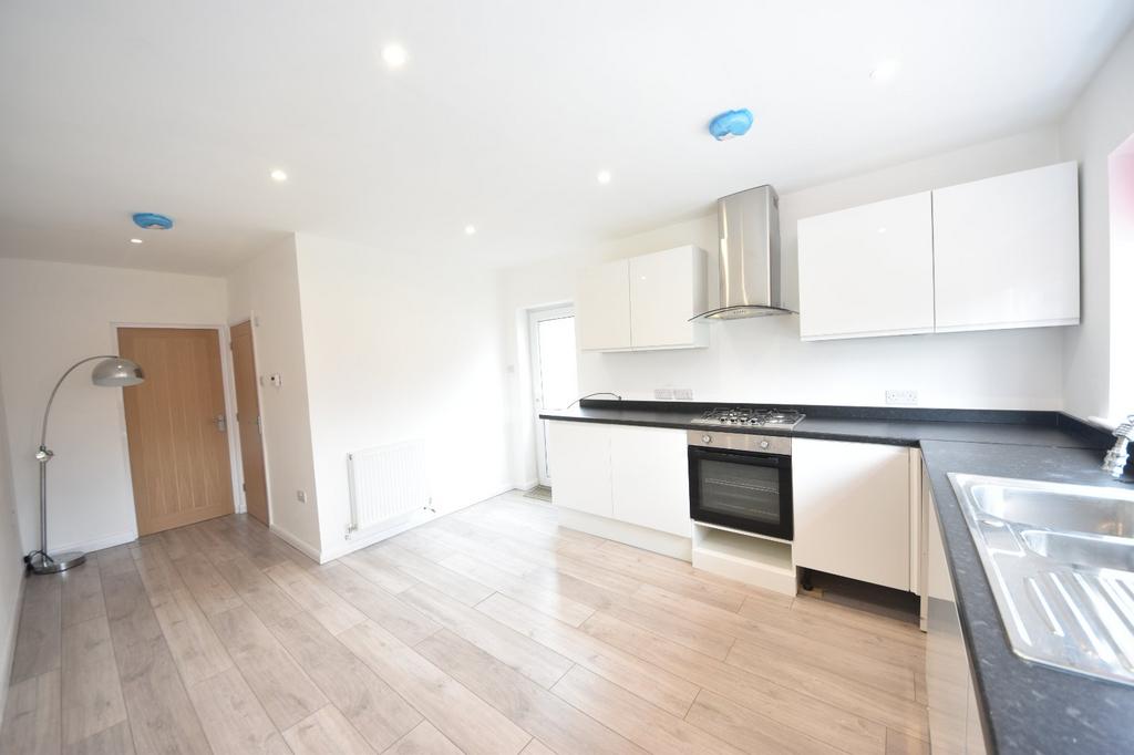 Kitchen/ Livng Area