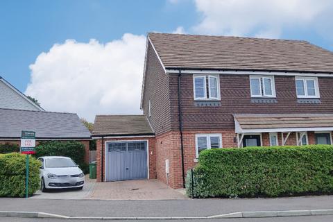 Longhurst Drive, Billingshurst