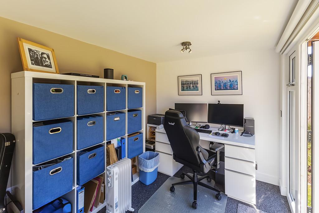 3 Longhurst Drive (27)