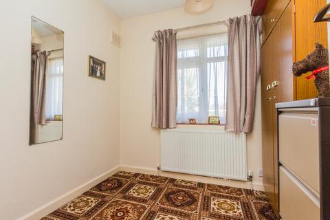 3 bedroom detached house for sale, Station Road, Wellingborough NN9