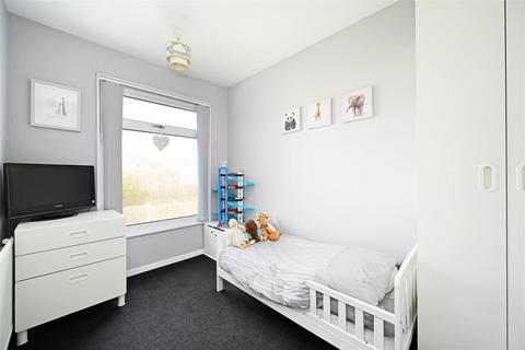 27 Hazlebarrow Crescent, Sheffield, S8 8AN