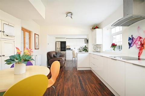 4 bedroom detached house for sale, Gosforth Lane, Dronfield