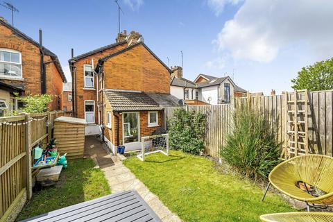 17 Cline Road, Guildford, GU1 3NB