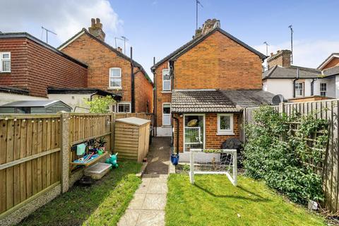 17 Cline Road, Guildford, GU1 3NB