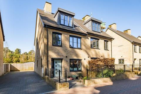 3 bedroom semi-detached house for sale, Monarch Green, Bordon, Hampshire, GU35