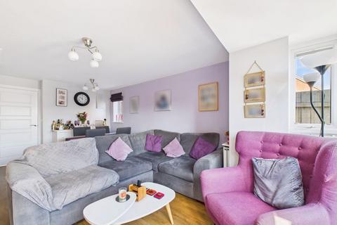 17 Goodwood Drive, Wolverhampton, WV10 6GH