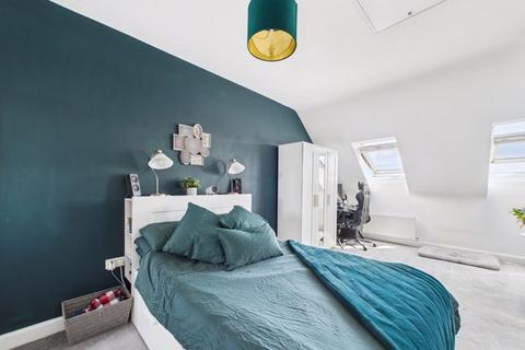 17 Goodwood Drive, Wolverhampton, WV10 6GH