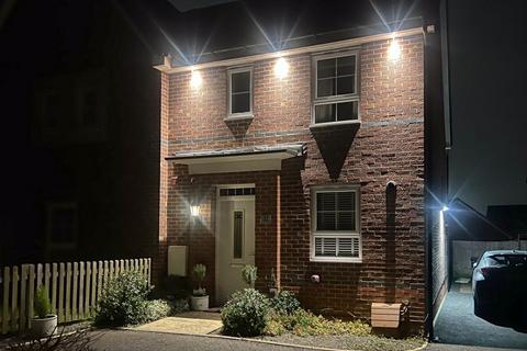 22 Bird Grove, Burntwood, WS7 3AB