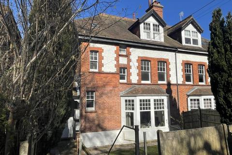 2 bedroom flat for sale, Linden Gardens, Tunbridge Wells