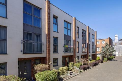 Longley Road, Chichester