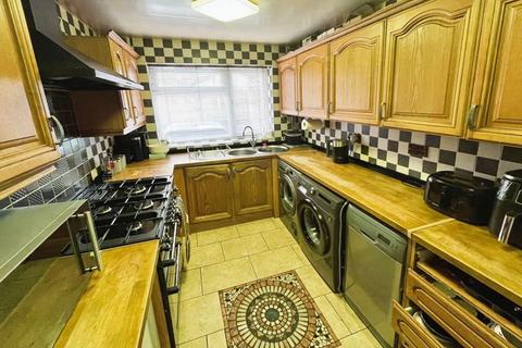 4 bedroom terraced house for sale, Glenridge Close, Astley Bridge