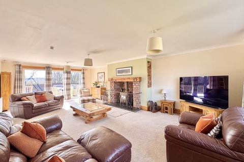 Airlie Crosshands, Mauchline, KA5 5TP