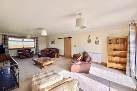 Airlie Crosshands, Mauchline, KA5 5TP