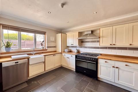 Airlie Crosshands, Mauchline, KA5 5TP