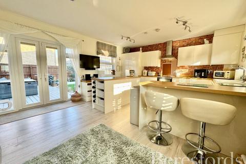 4 bedroom detached house for sale, Winterbourne Gardens, Elmstead, CO7