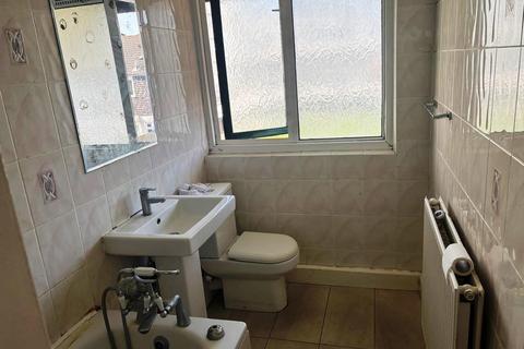 3 bedroom maisonette to rent, Willan Road, London N17