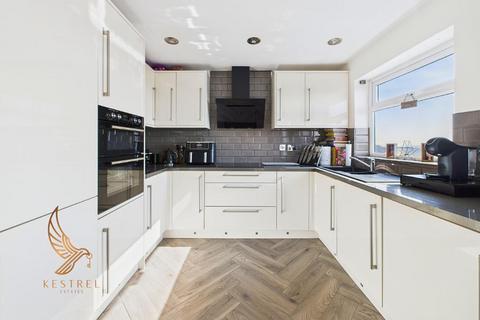 3 bedroom semi-detached house for sale, Hanbury Close, Barnsley S71