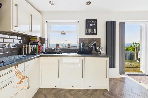 3 bedroom semi-detached house for sale, Hanbury Close, Barnsley S71