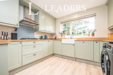 4 bedroom detached house for sale, Castle Meadow, Sible Hedingham, Halstead
