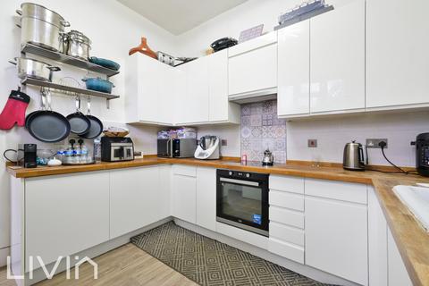 undefined, Croydon CR0