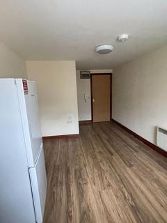 3 bedroom flat to rent, Specious three bed flat to rent, Kilburn NW6