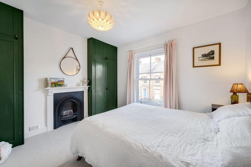 Principal bedroom