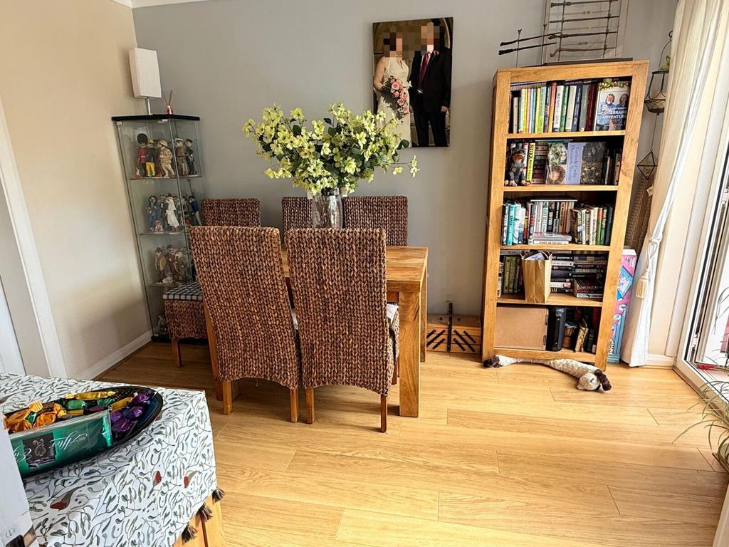 Dining Room Pic 2