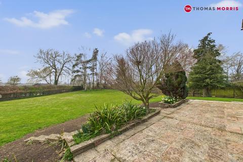 4 bedroom detached house to rent, Honey Hill, Huntingdon PE28