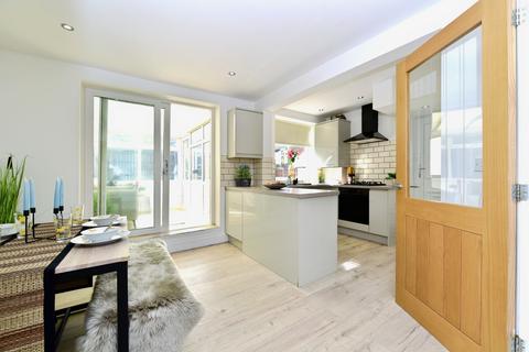 37 Batworth Drive, Sheffield, S5 8XW
