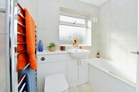 37 Batworth Drive, Sheffield, S5 8XW