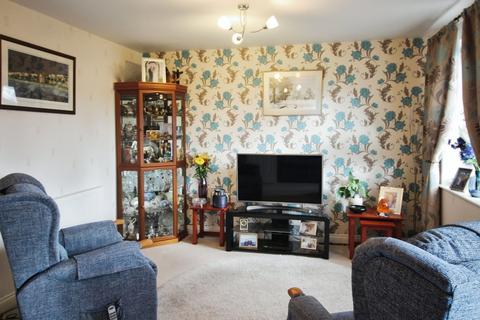 4 bedroom terraced house for sale, Spindle Close, West Yorkshire WF12