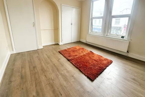 1 bedroom flat to rent, Gillingham Road, Kent ME7