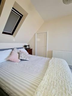 8 bedroom house share to rent, Higham Road, Rushden