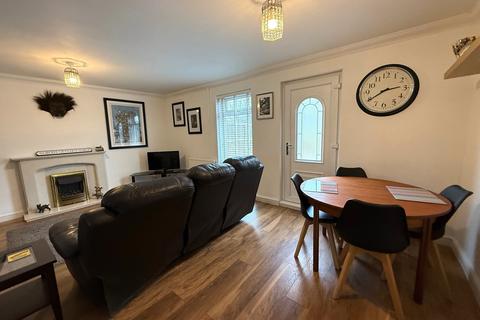 3 bedroom end of terrace house for sale, Stonycroft, Washington, NE37
