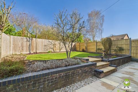 3 bedroom detached house for sale, SAFFRON CLOSE, CHINEHAM, BASINGSTOKE, HAMPSHIRE, RG24