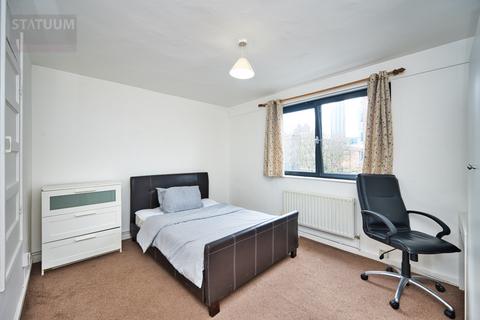 2 bedroom maisonette to rent, Evelyn Walk, Old St, Islington, London, N1