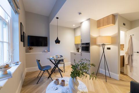 Studio to rent, Draycott Avenue, London SW3