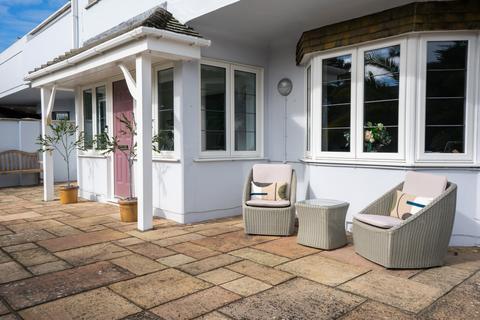 4 bedroom semi-detached house for sale, Banks Road, Sandbanks, Poole, Dorset, BH13