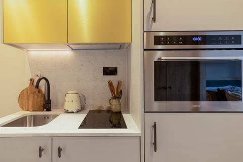 Studio to rent, Draycott Avenue, London SW3